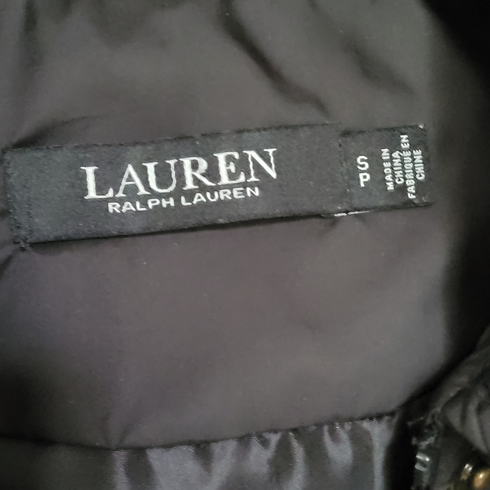 Lauren Ralph Lauren Black Quilted Vest with Crest - Picture 7 of 8